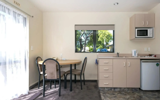 Ashleigh Court Motel