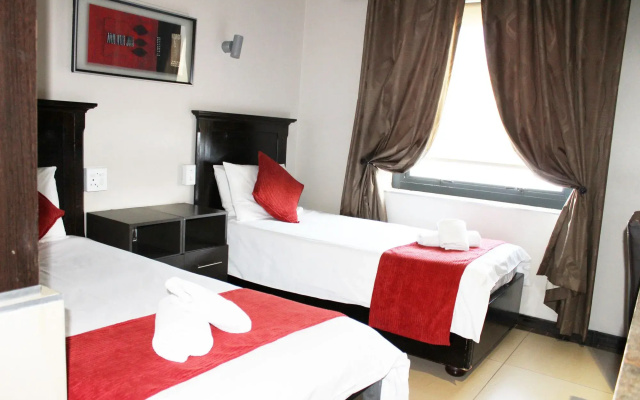 Alcazaba Lodges