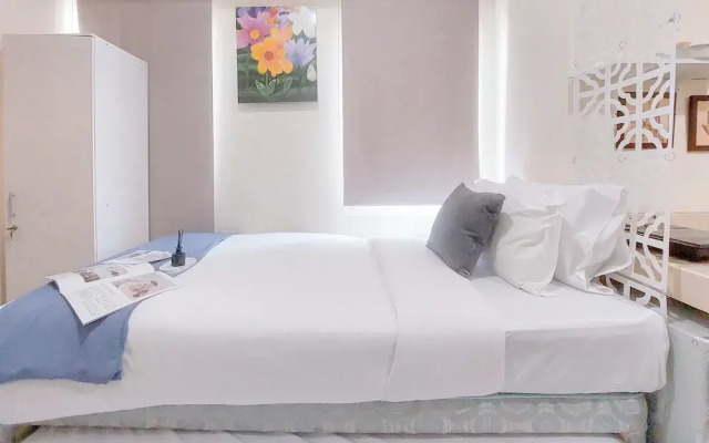 Good Place And Cozy Studio Apartment B Residence