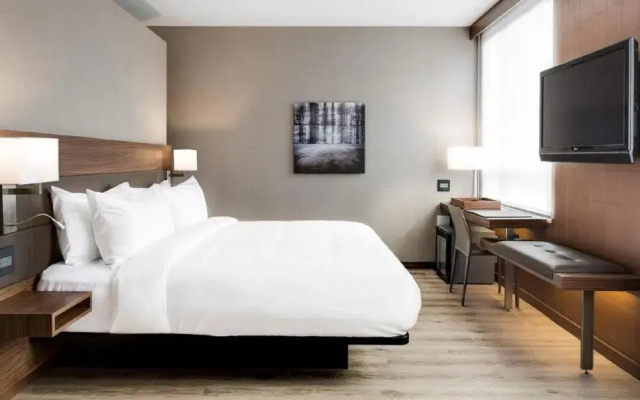 AC Hotel by Marriott Charlotte SouthPark