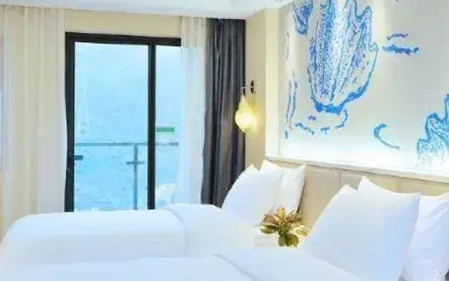 Vienna Apartment (Shenzhen Zhongying Street)