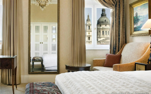 Отель Al Habtoor Palace Budapest