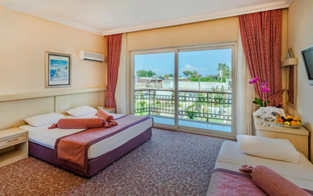 Club Hotel Belpınar