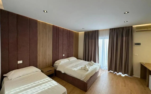 Hotel Restorant Uji i Panjes