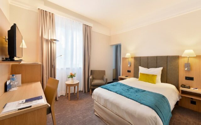 Отель Astra Hotel Vevey Швейцария, Вевей - отзывы, цены и фото номеров - забронировать отель Astra Hotel Vevey онлайн комната для гостей