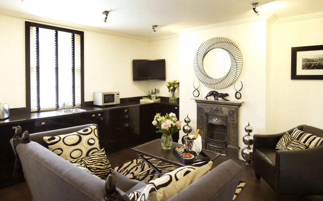 Strozzi Palace Suites by Mansley