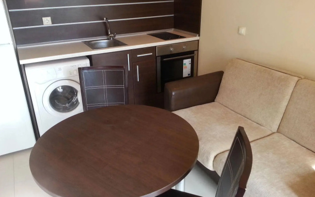 Menada Green Hills Apartments