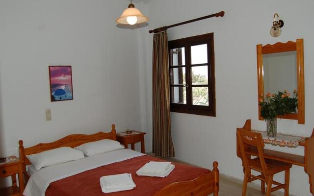 Ekati Hotel комната для гостей