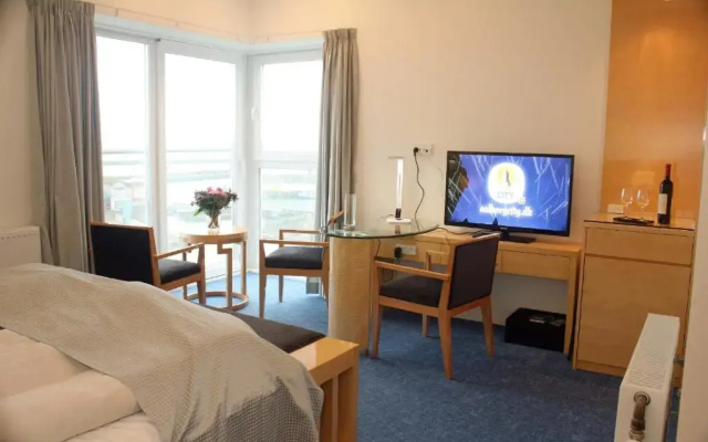 Seafront Hotel