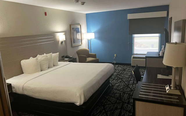 Baymont by Wyndham Monroe Ohio