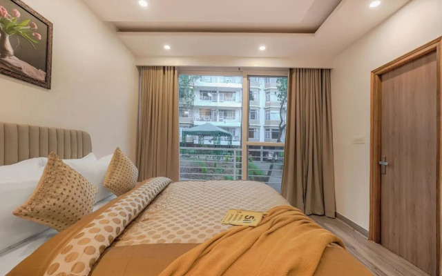 Alaya Stays Pinnacle 3BHK Apartment