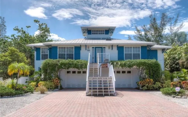 Acacia Breeze Apartment 3