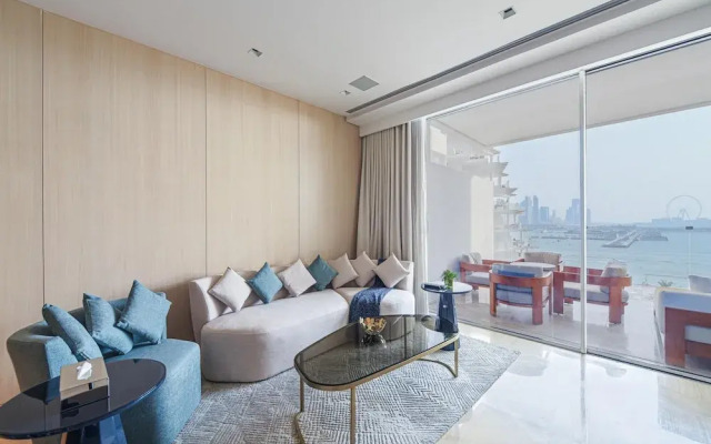 DXB - Five - 40706 - PJ