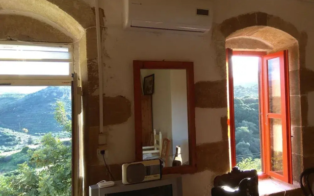Falasarna Lardas House
