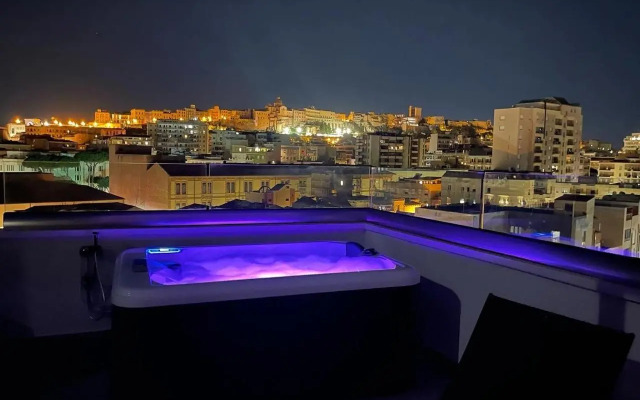 18 Dante Luxury Suites