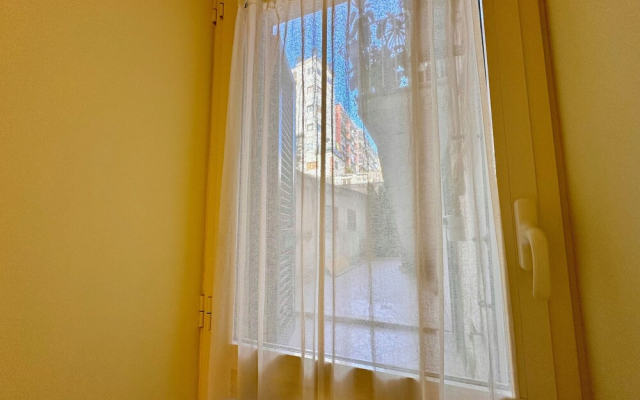 Life in Naples