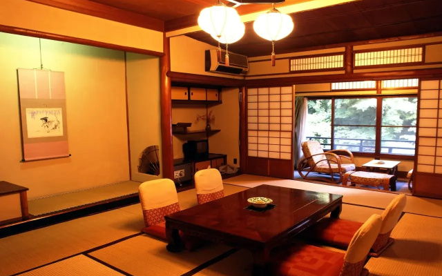 Ichinoyu Honkan