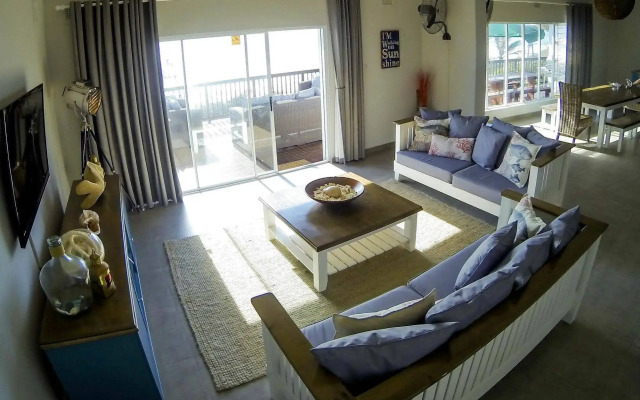 Amanzi Beach House