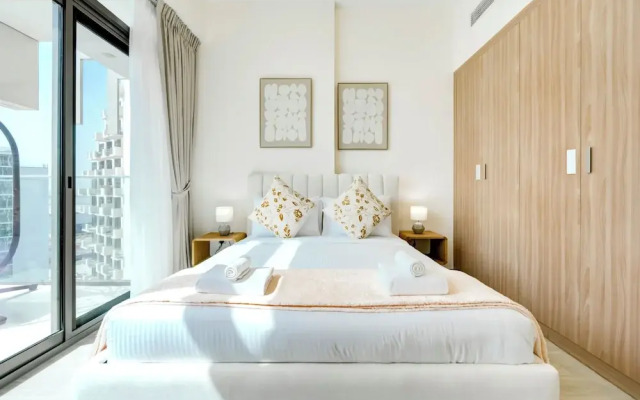 Farhad Azizi Residences - Al Jaddaf