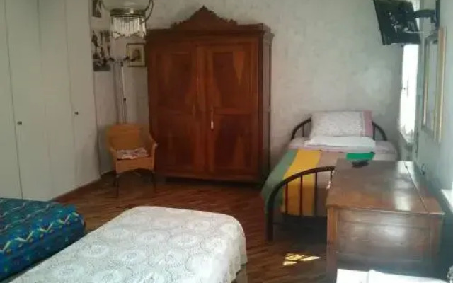 Bed And Breakfast Adrj