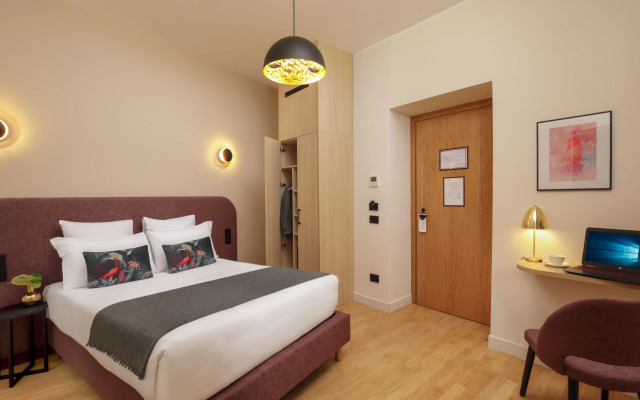 9Hotel Cesari