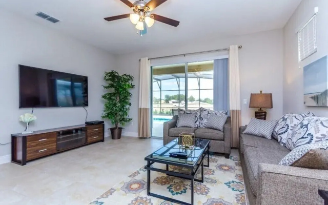5-Bedroom Villa in Davenport 5298WW