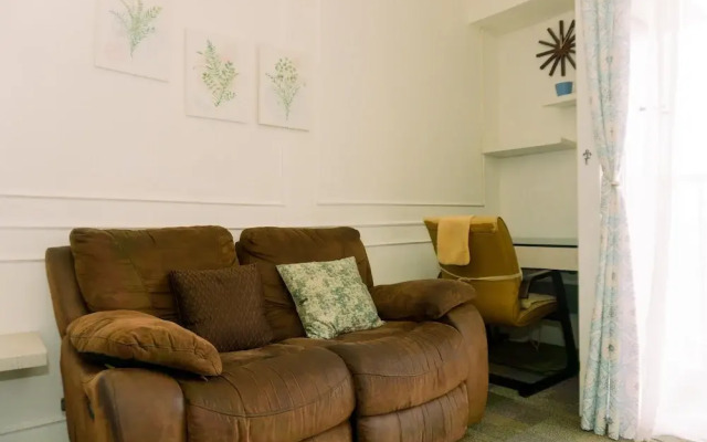 Nice And Homey 1Br At Serpong Greenview Apartment