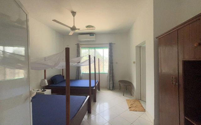 Mango Beach Hotel