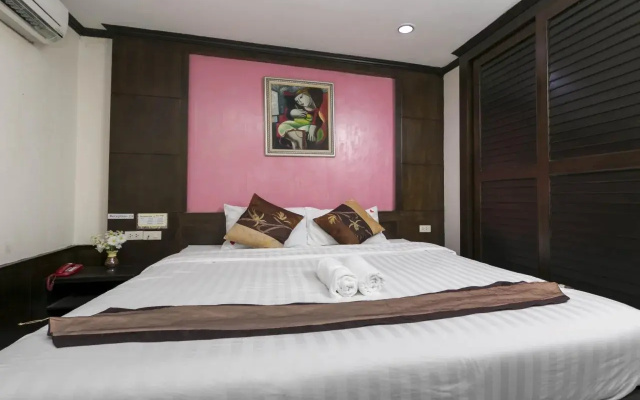 Everest Boutique 8 Inn