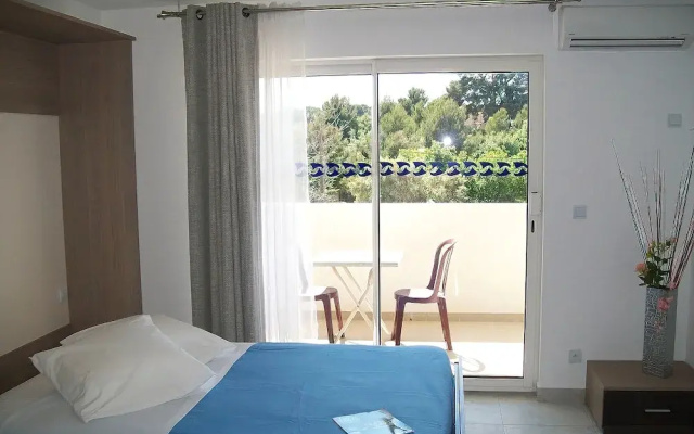 St. Estève Appart Hotel
