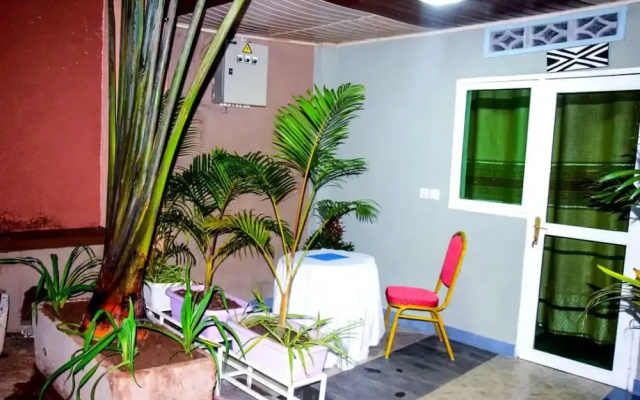Zebra Tourism Hotel