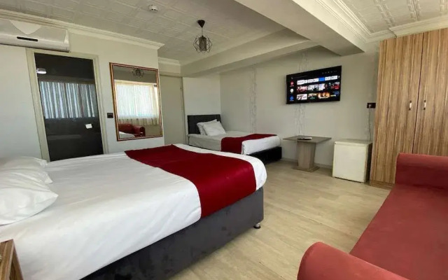 Elite Holiday Hotel