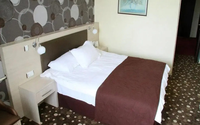 Sim-er Hotel
