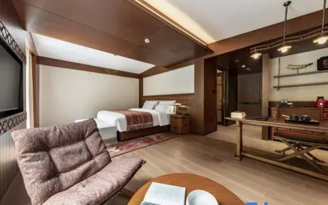 Minshan Yundi Hotel