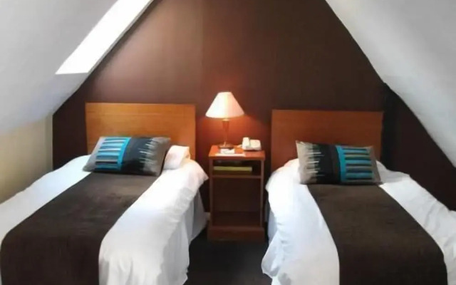 Saffron Suite And Kitchen