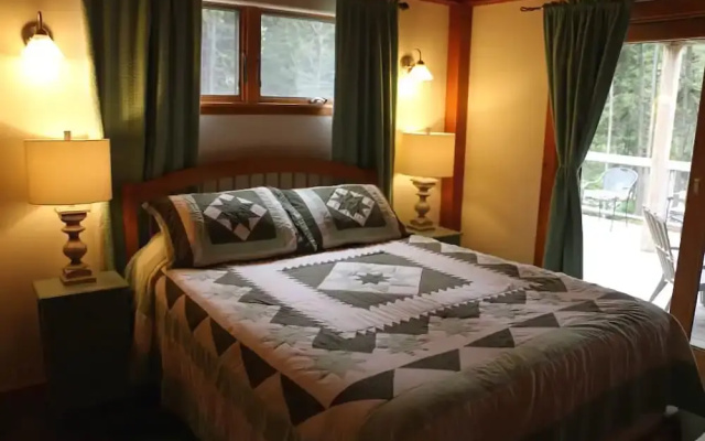 Deep Cove - Two Bedroom Home