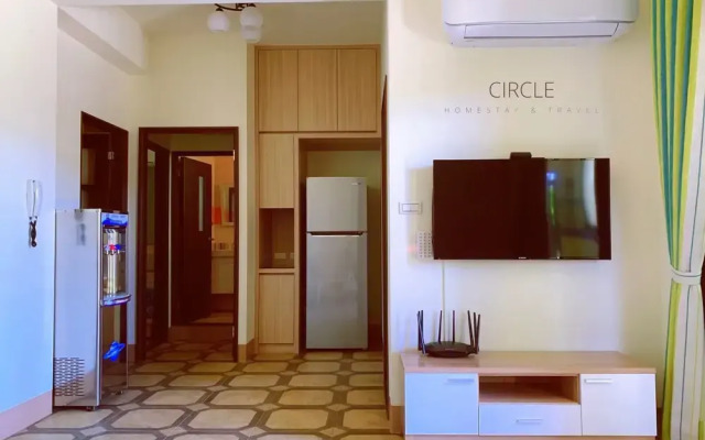Circle Circle Homestay