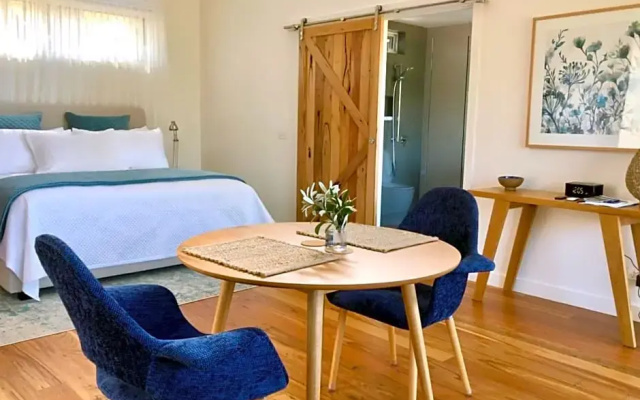 Messmates Luxury Eco Suites