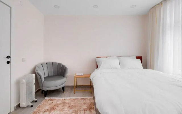 Cozy Flat 10 min to Marmaray and Uskudar Coast