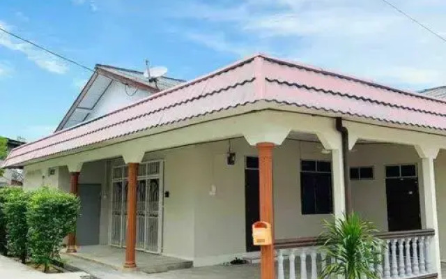 Tokmi retreat home with spacious garden
