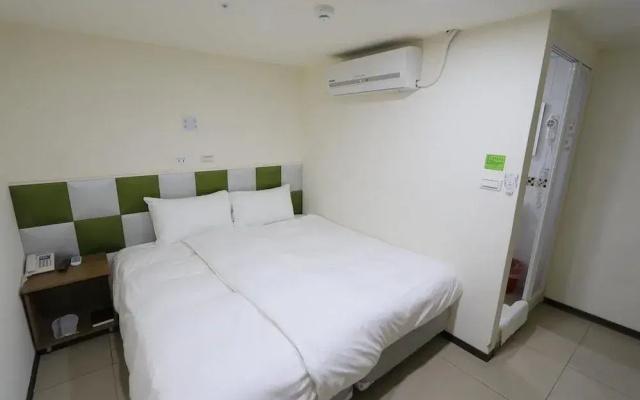 Yidianyuan Hotel