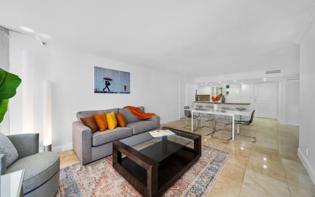 Stunning Balcony Views 3 Bedroom