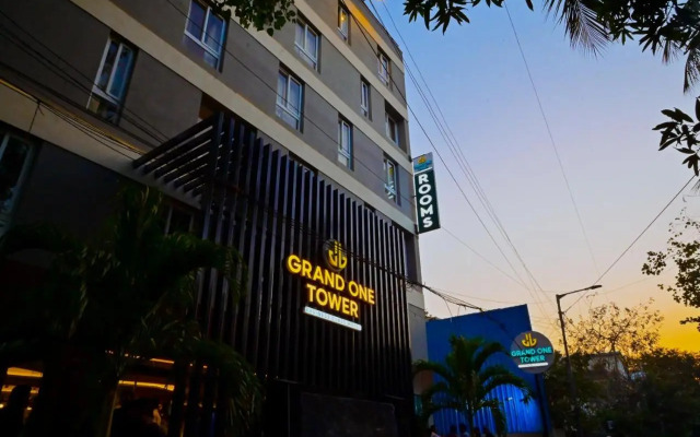 Grand One Tower