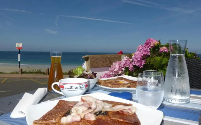Holiday Home in Parame Near Saint-malo Beaches