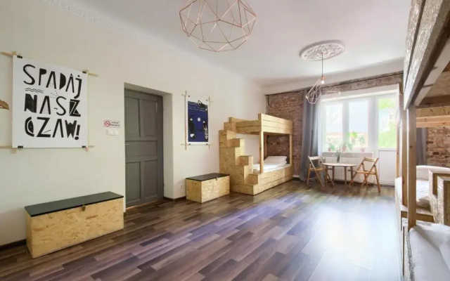 Lull Hostel