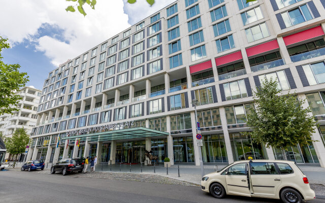 Отель Scandic Berlin Potsdamer Platz вид на фасад