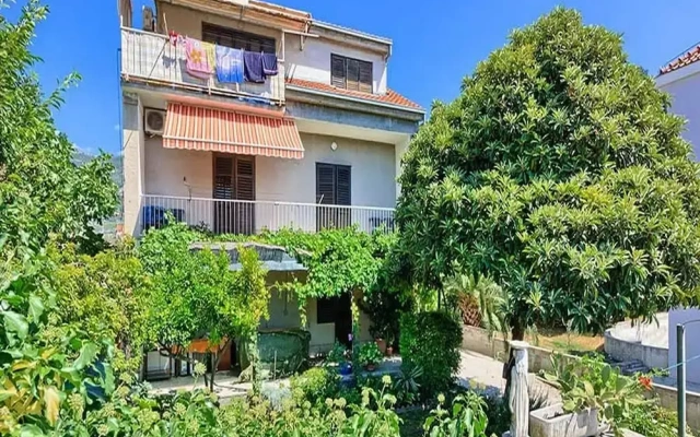 Apartment Lucija