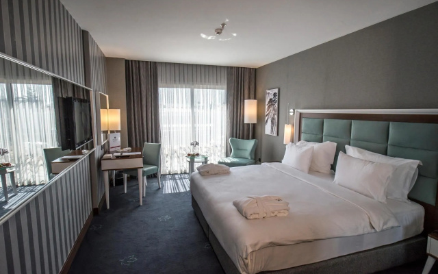 Отель Premier Inn Sakarya