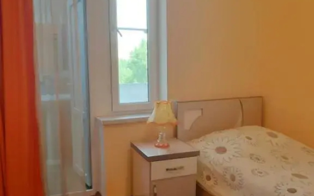 Happy house
