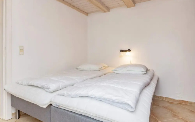 6 Person Holiday Home in Rodby
